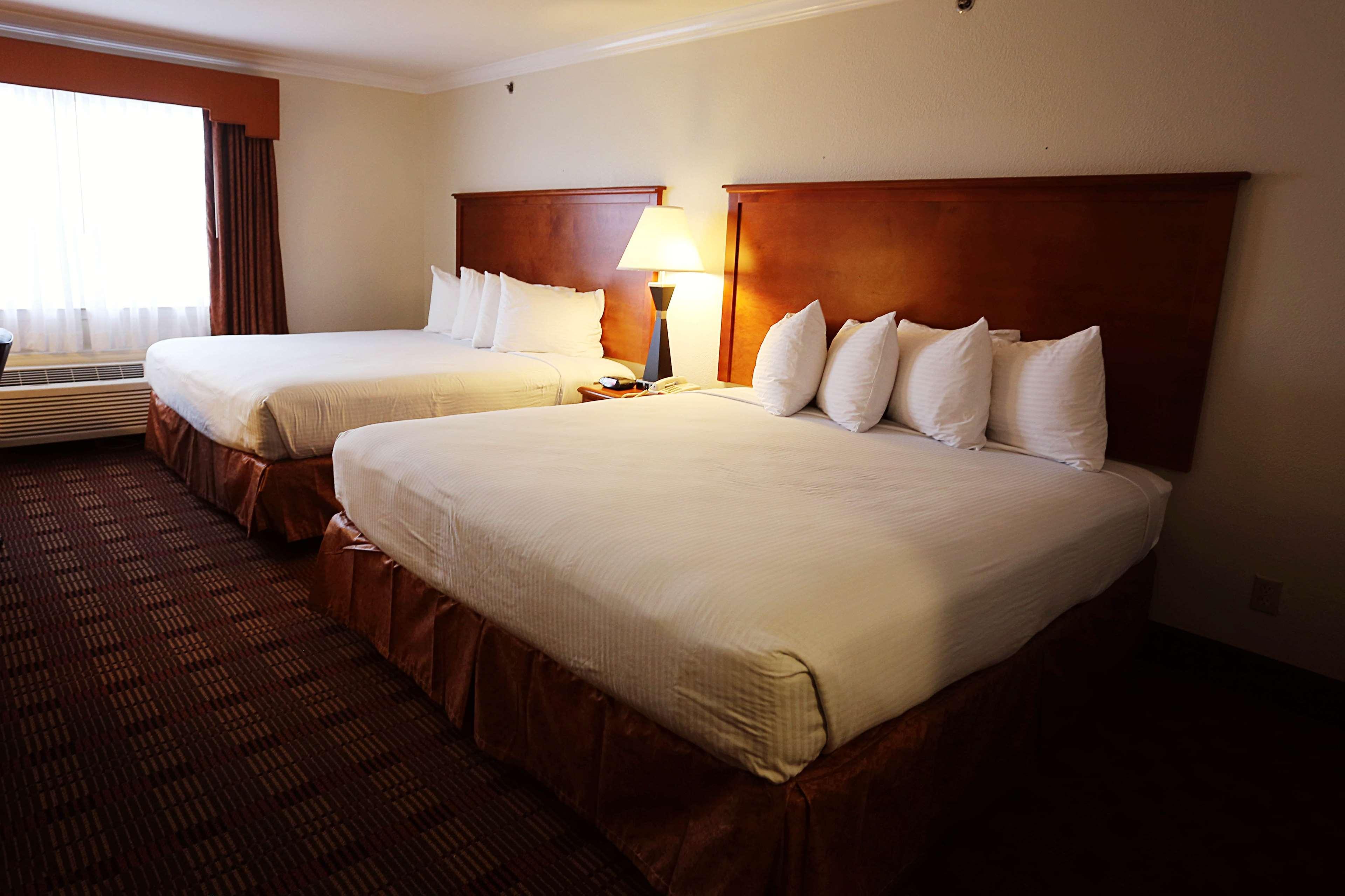 Best Western Clubhouse Inn&Suites Mineral Wells Extérieur photo