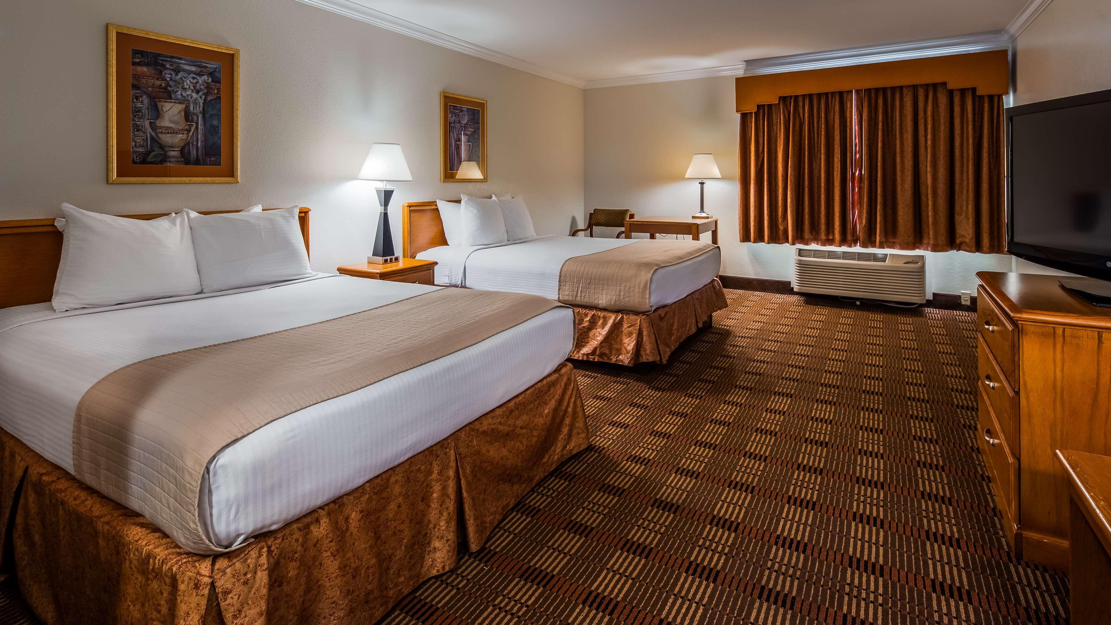 Best Western Clubhouse Inn&Suites Mineral Wells Extérieur photo