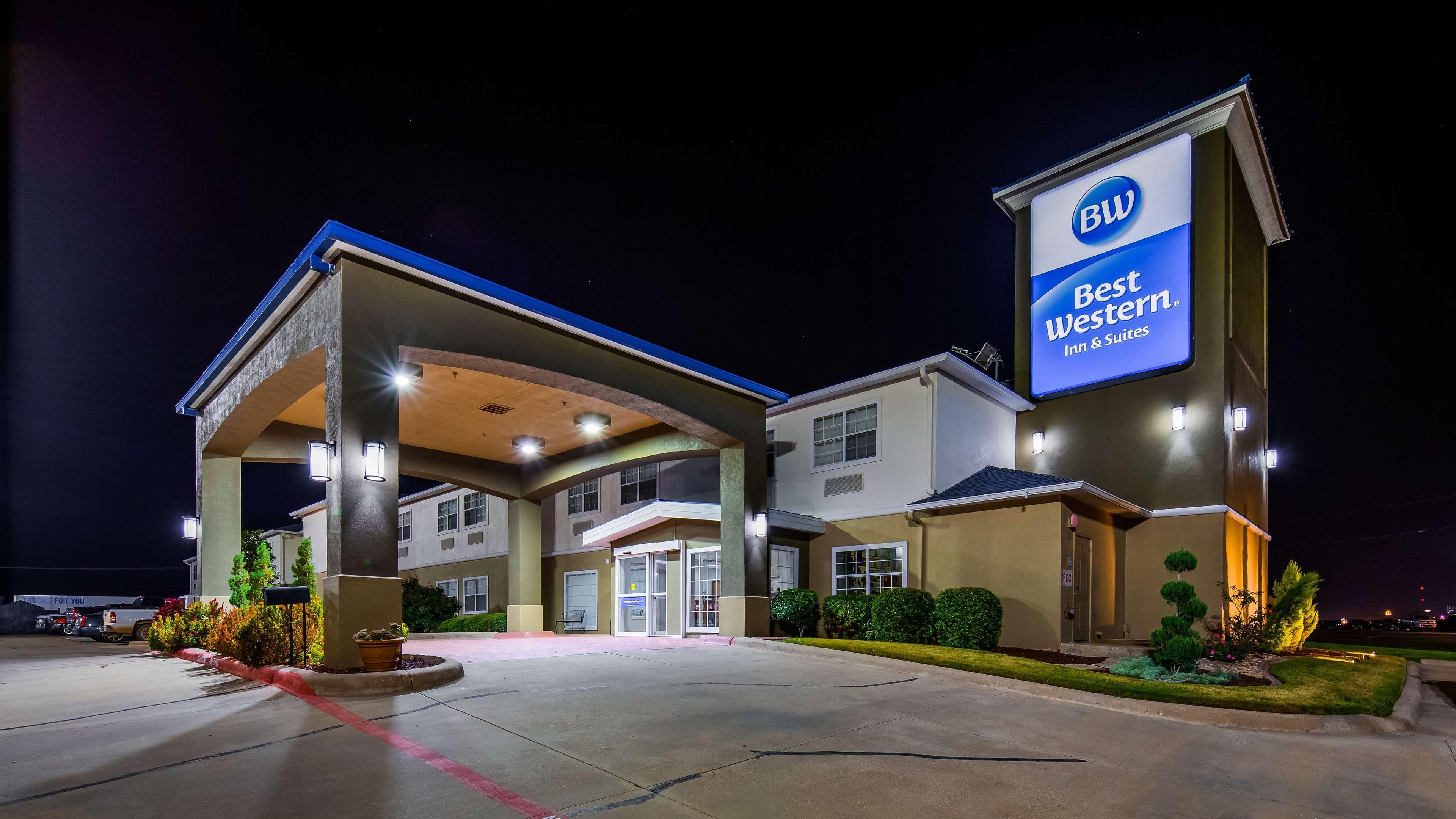 Best Western Clubhouse Inn&Suites Mineral Wells Extérieur photo