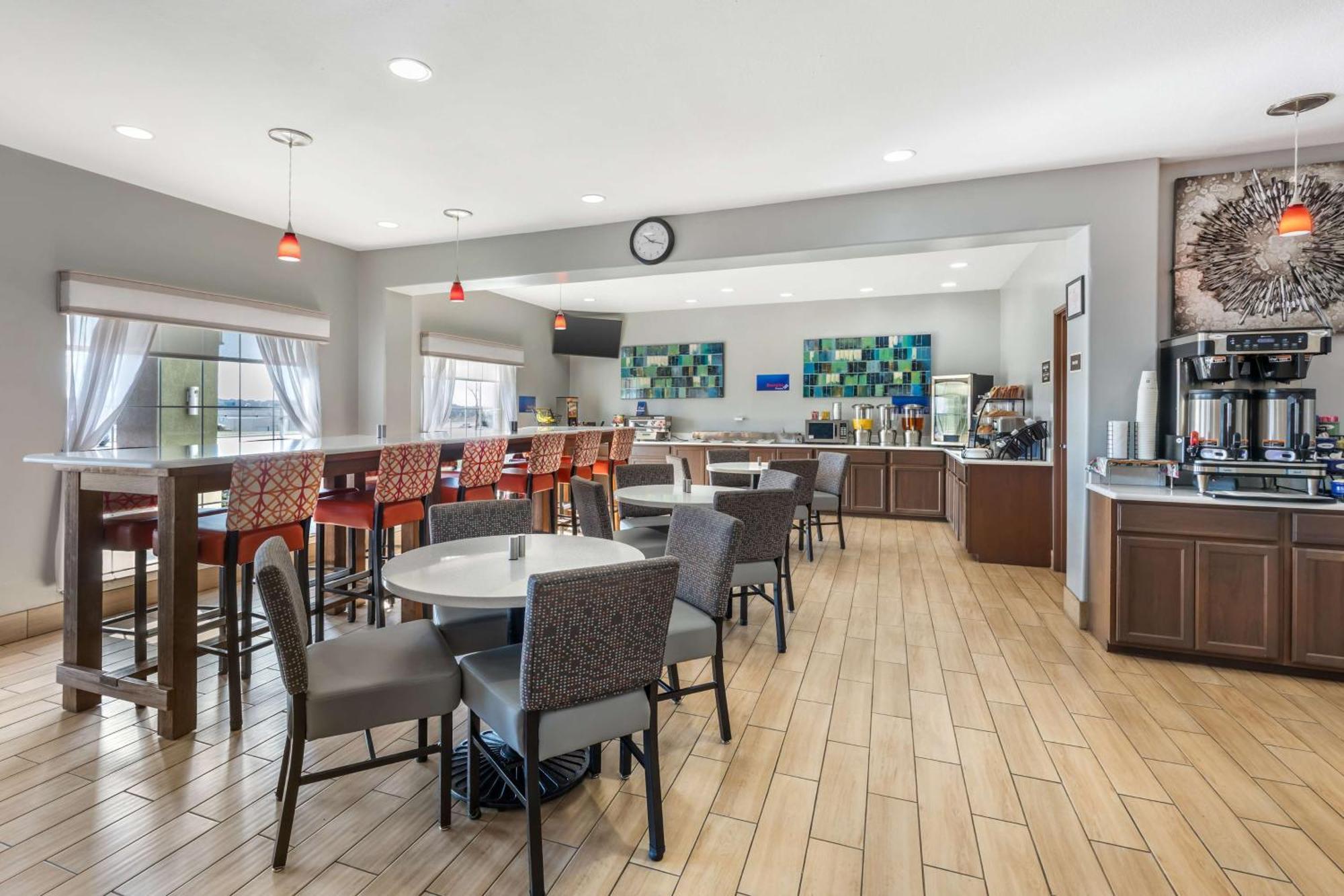 Best Western Clubhouse Inn&Suites Mineral Wells Extérieur photo