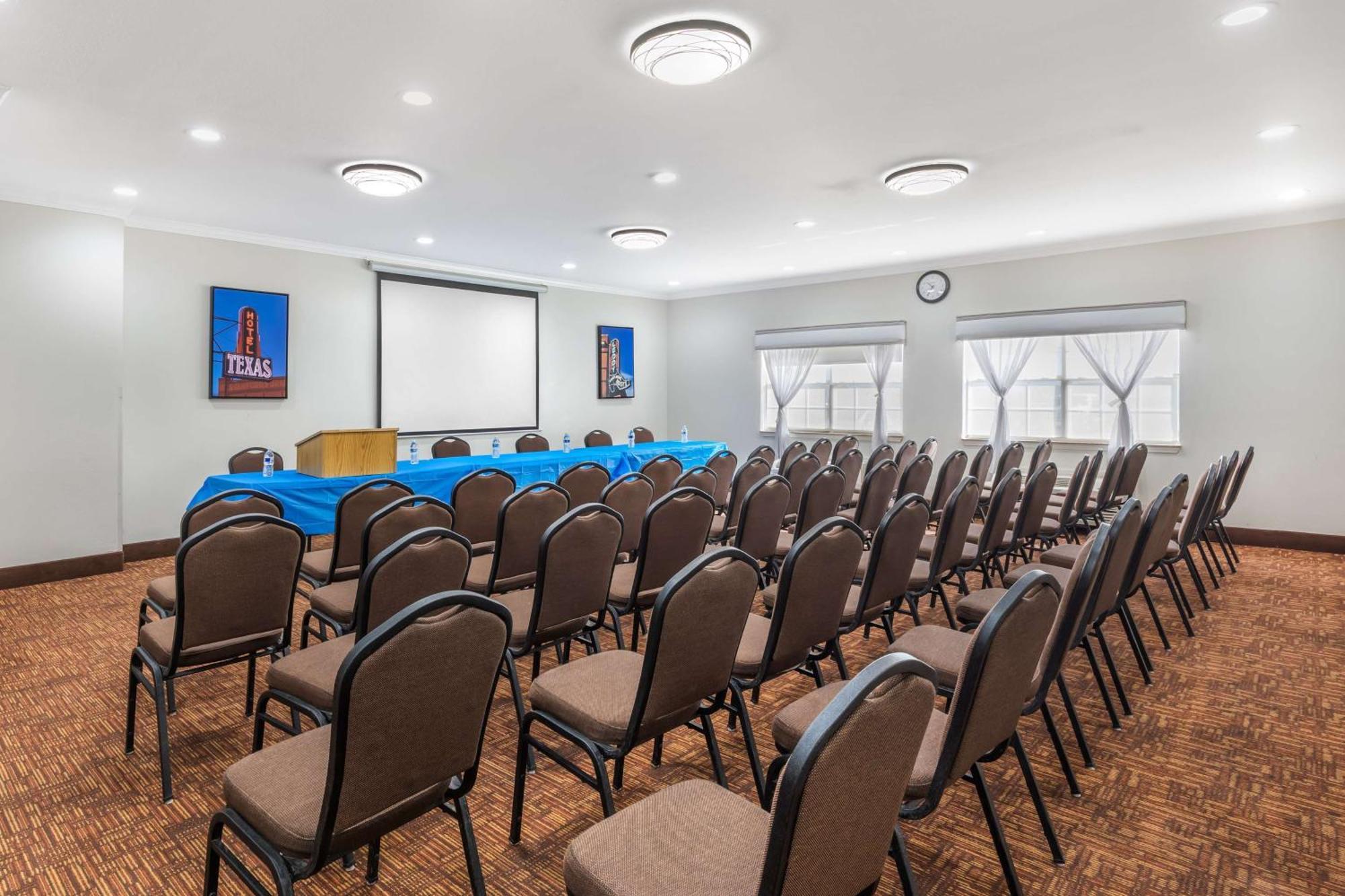 Best Western Clubhouse Inn&Suites Mineral Wells Extérieur photo