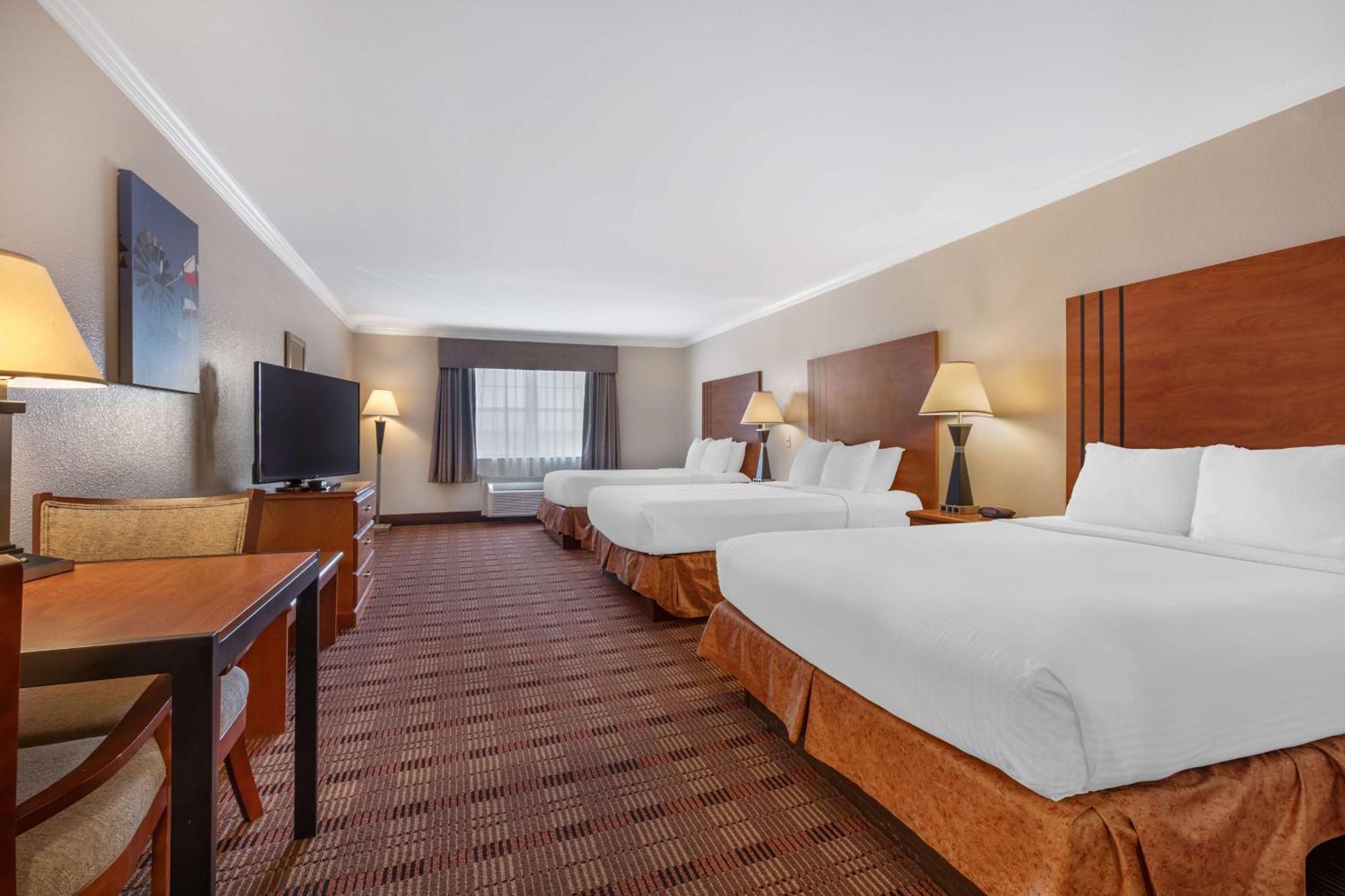 Best Western Clubhouse Inn&Suites Mineral Wells Extérieur photo