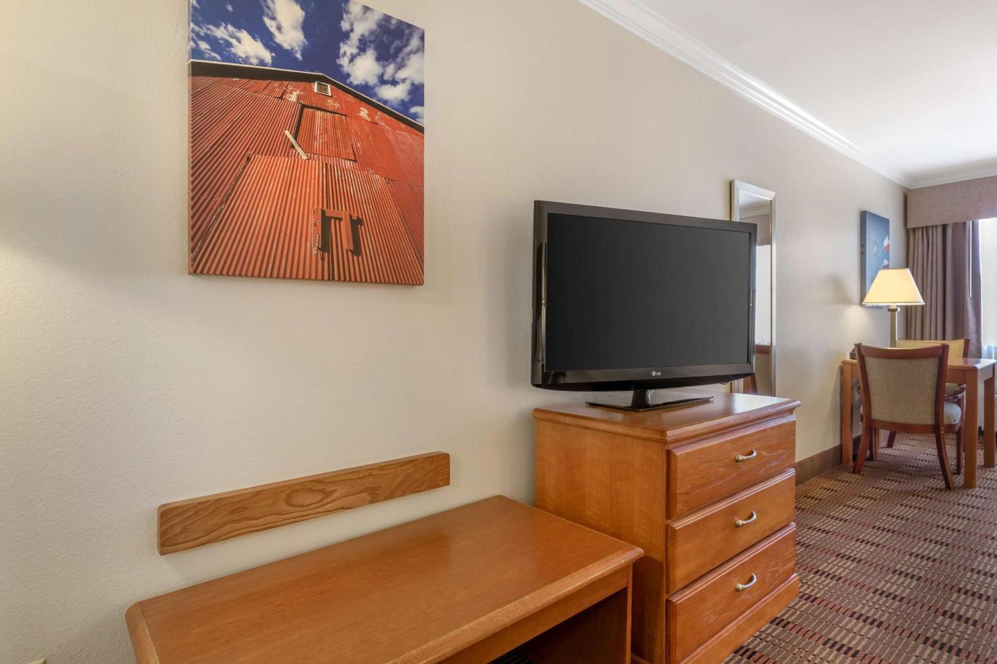 Best Western Clubhouse Inn&Suites Mineral Wells Extérieur photo