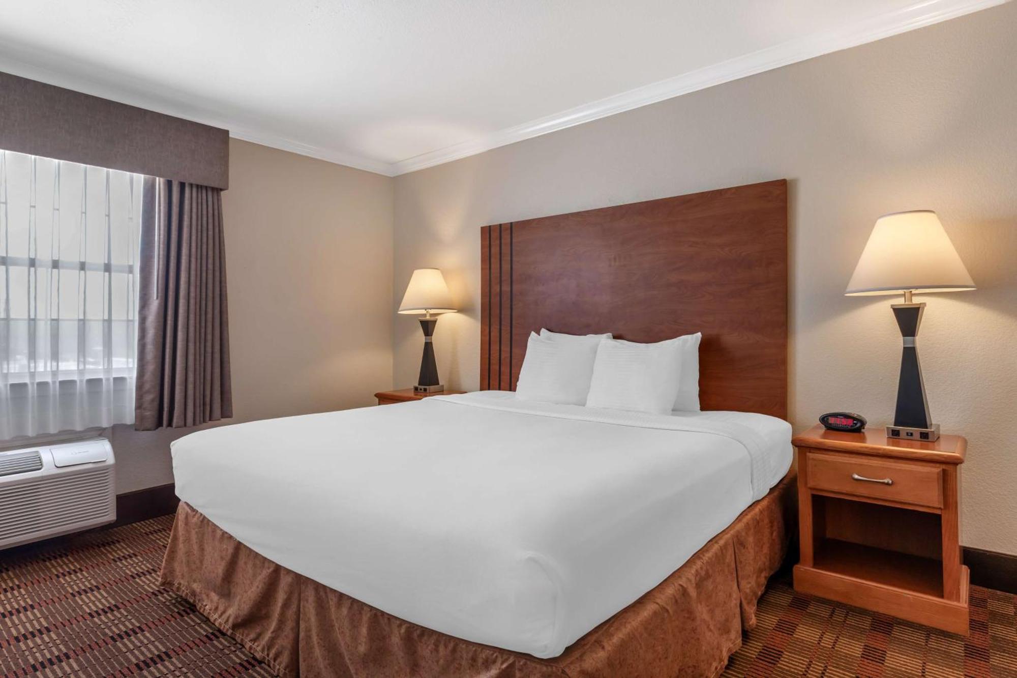 Best Western Clubhouse Inn&Suites Mineral Wells Extérieur photo