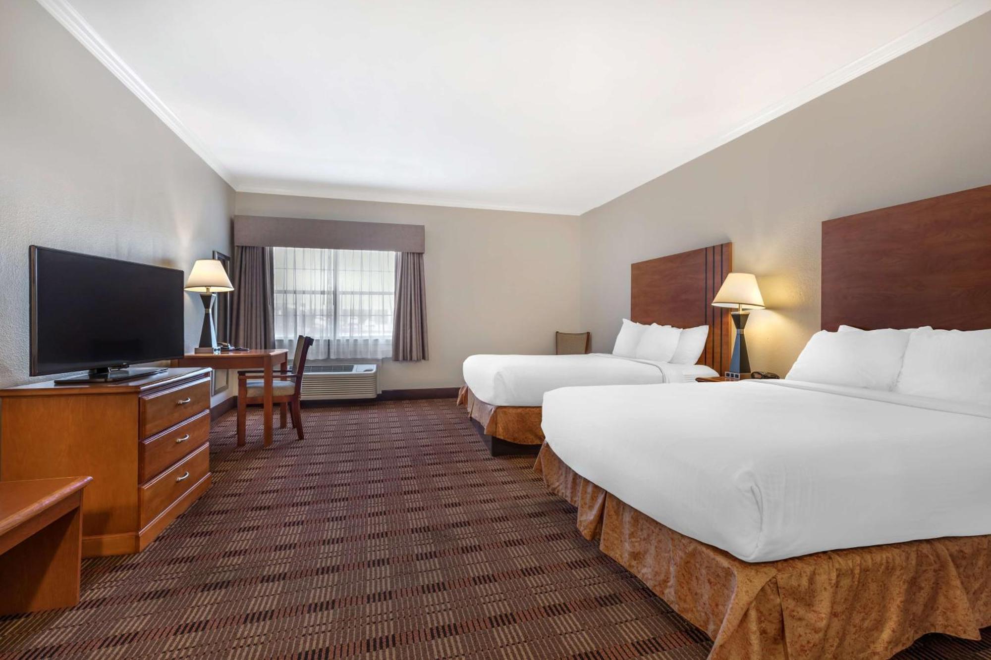Best Western Clubhouse Inn&Suites Mineral Wells Extérieur photo