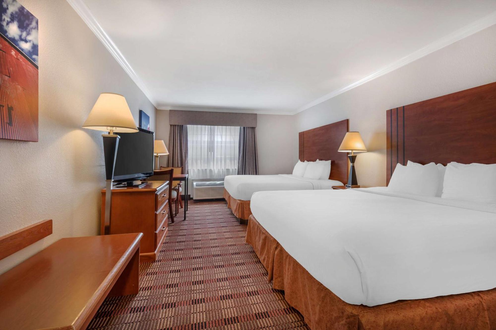 Best Western Clubhouse Inn&Suites Mineral Wells Extérieur photo